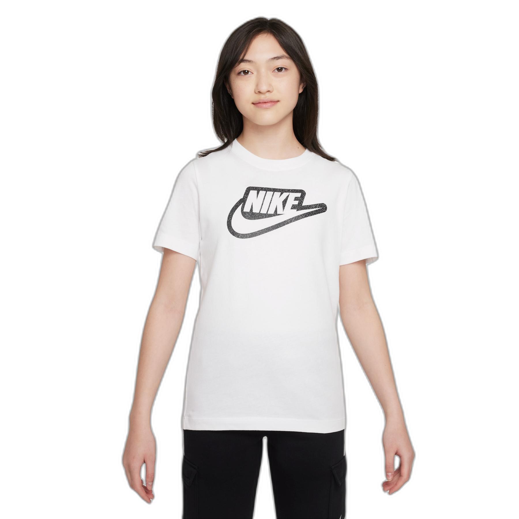 0196608474197 - Kinder T-Shirt Club+