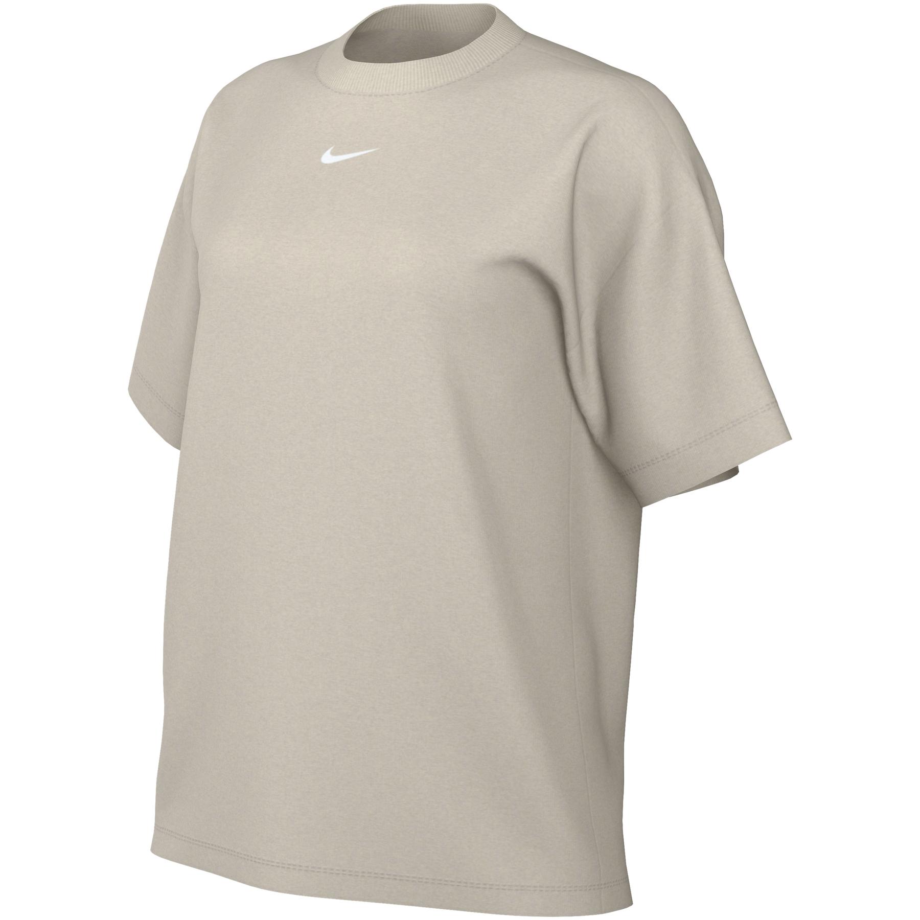 0196608553533 - - Boyfriend-T-Shirt in hellem Orewood-Braun mit kleinem Swoosh-Logo-Brown