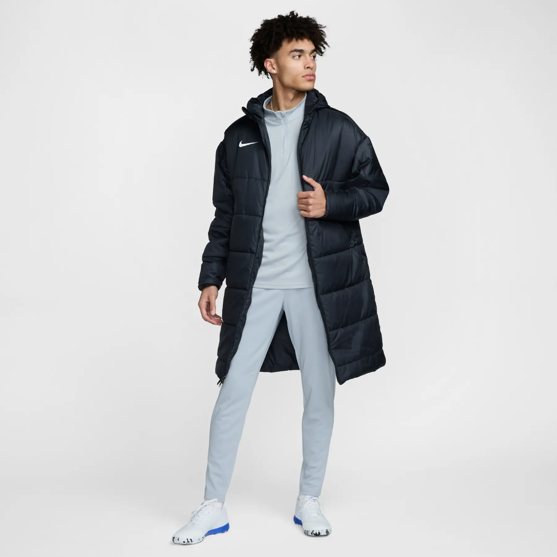 Nike's Therma-FIT Academy Pro 24 SDF Long Hooded Puffer | Foot-Store