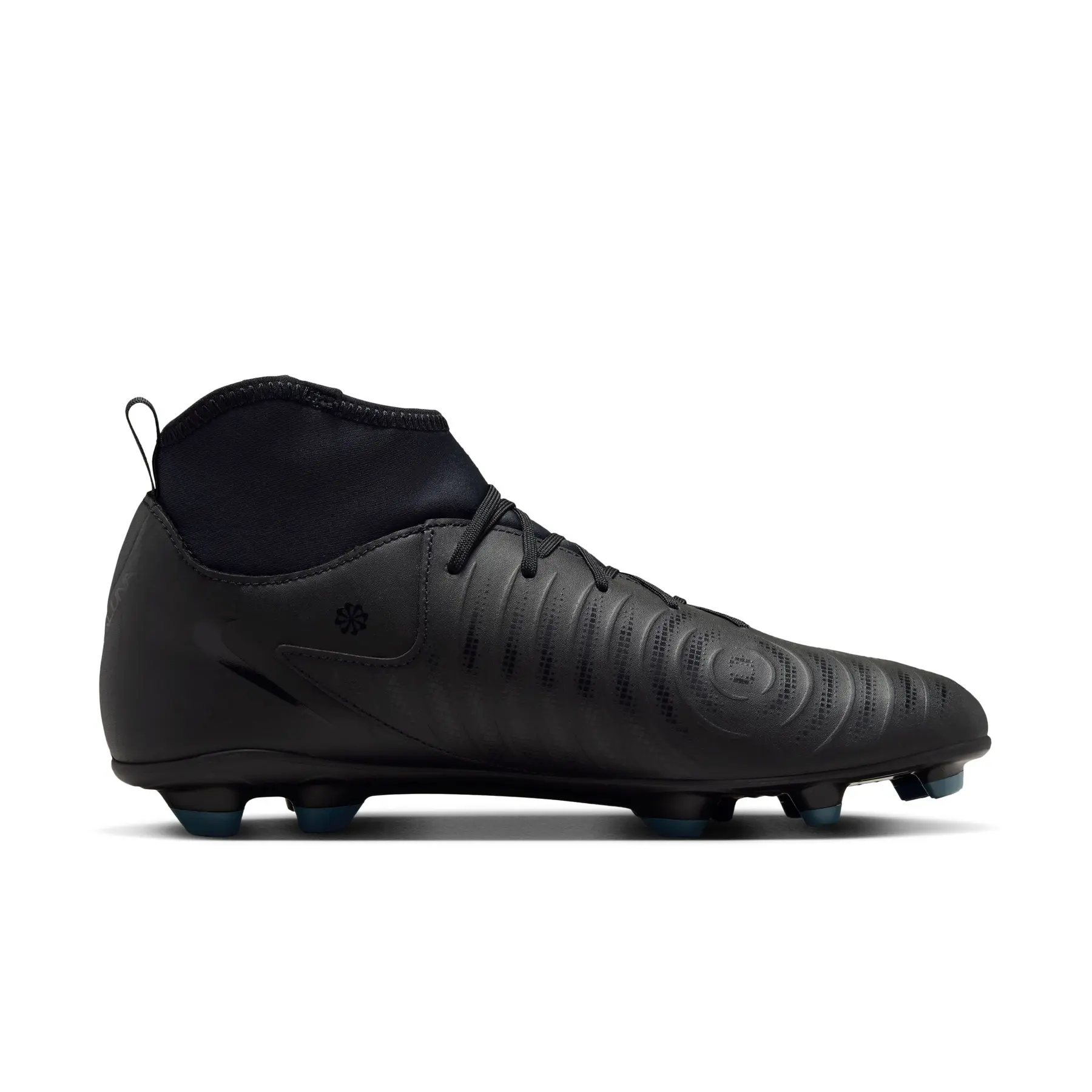Football Boots Nike Phantom Luna 2 Club FG | Foot-Store