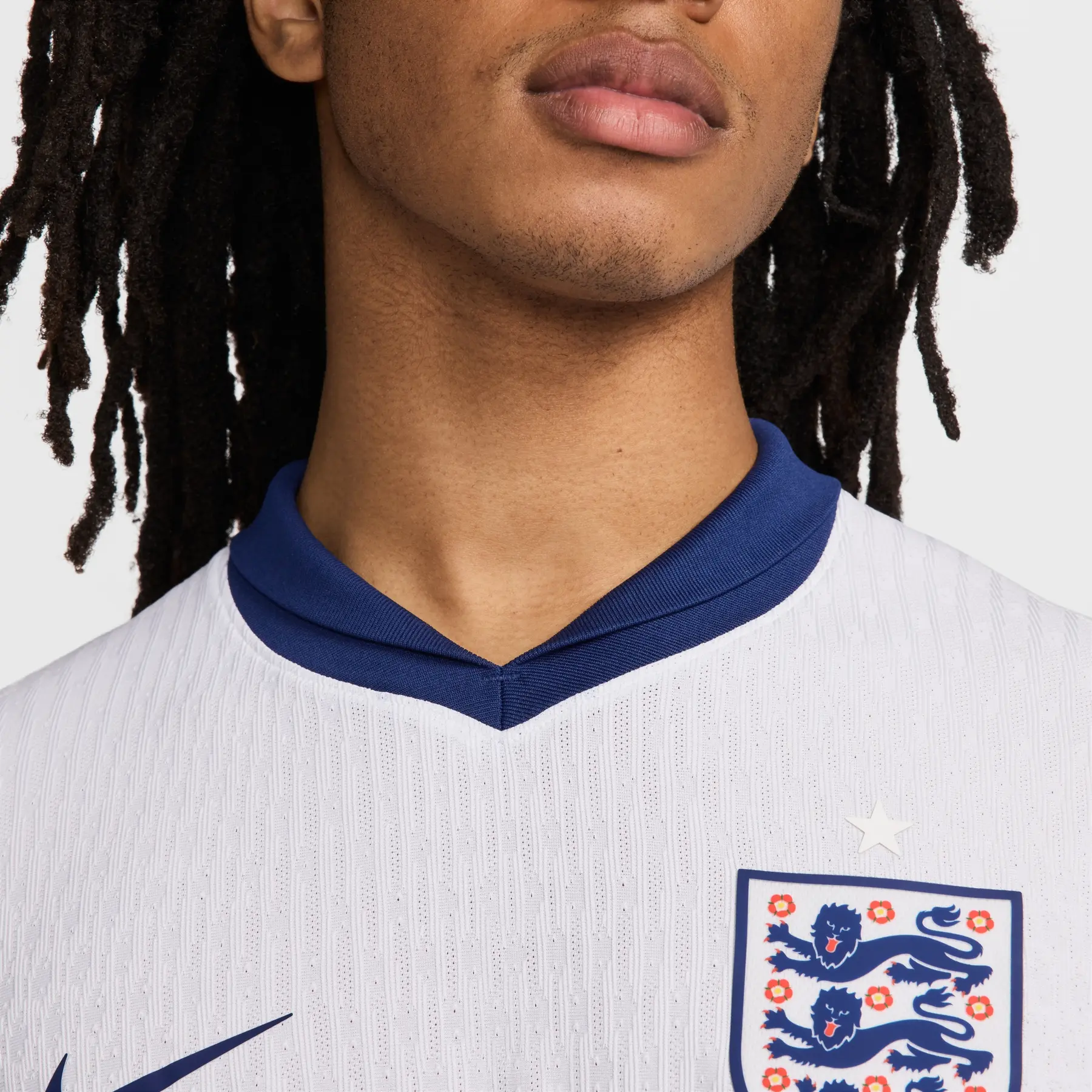 イングランド代表 ストーンズ ユニフォーム 2024 EURO Authentic home jersey Angleterre Euro 2024 | Foot-Store