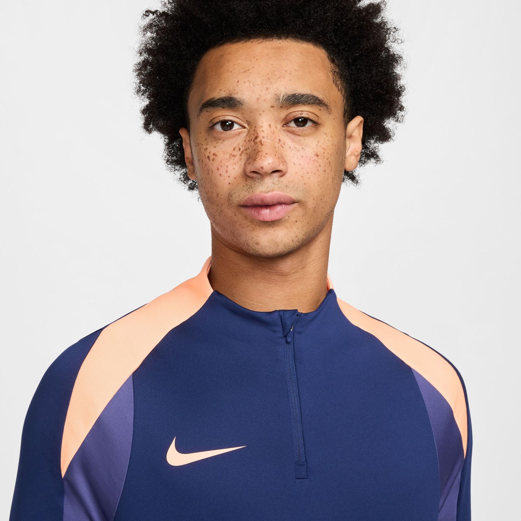 product/n/i/nike_fn2403-493-phsym001.jpg