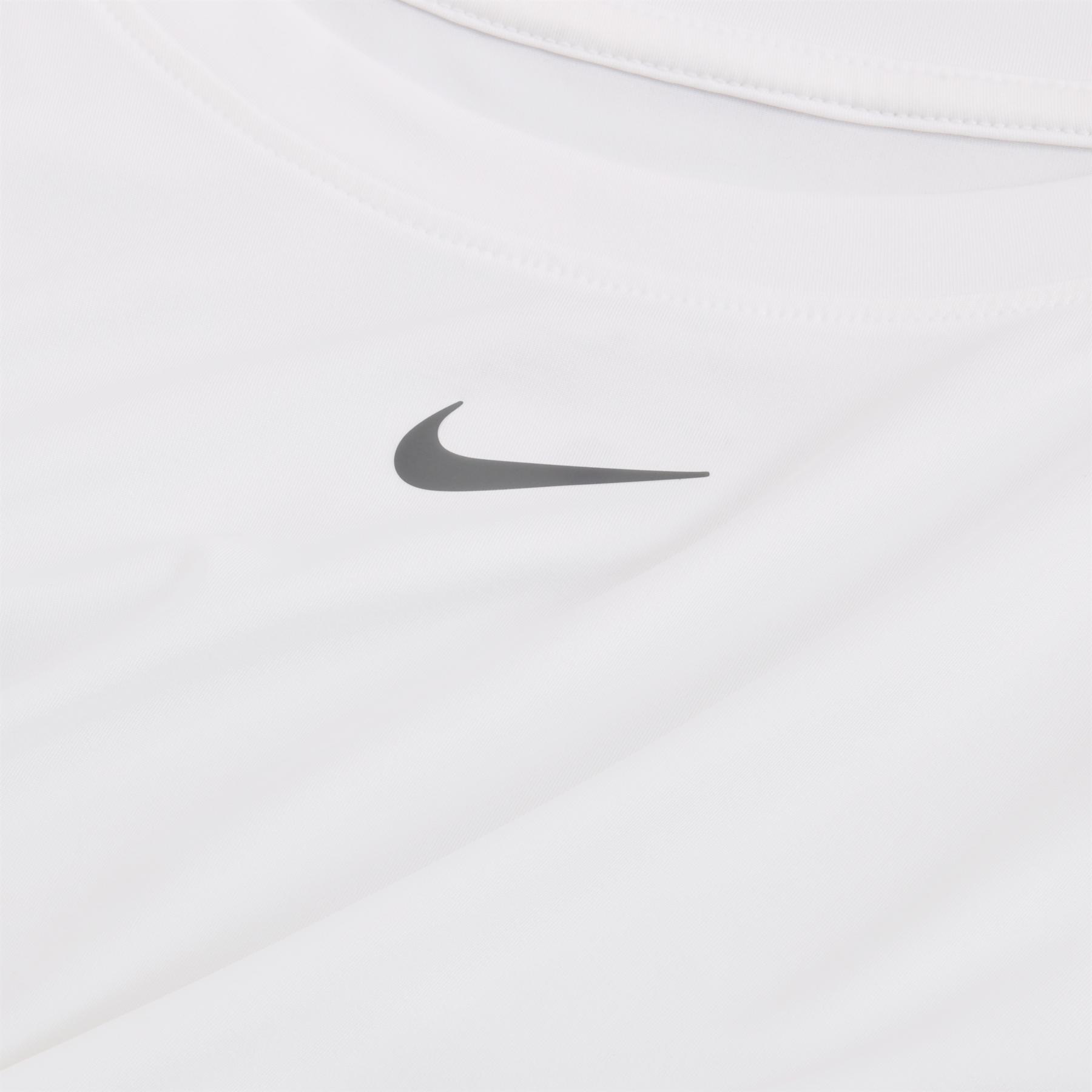 product/n/i/nike_fn2798-100-phsyd001.jpg