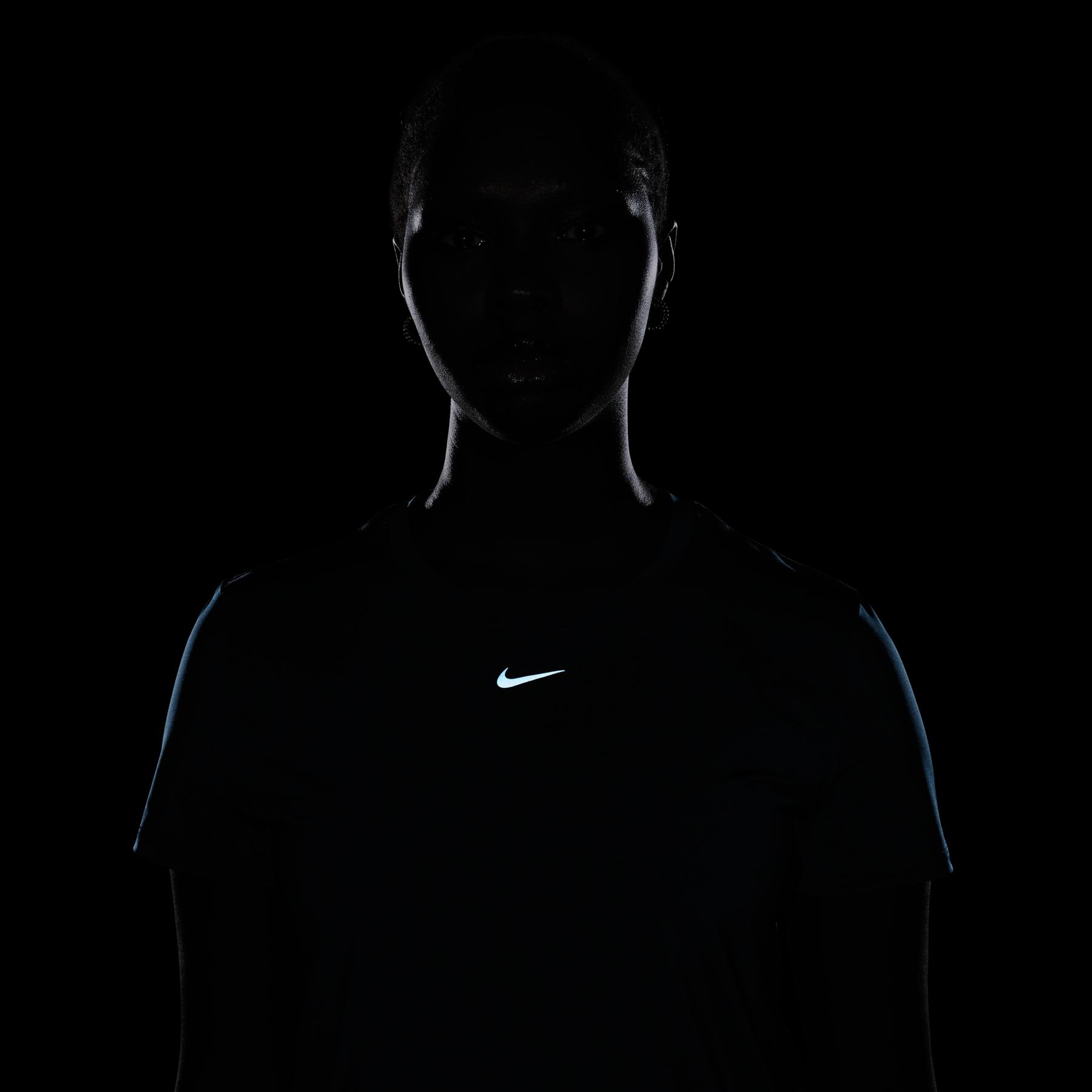 product/n/i/nike_fn2798-478-phsym200_082824.jpg