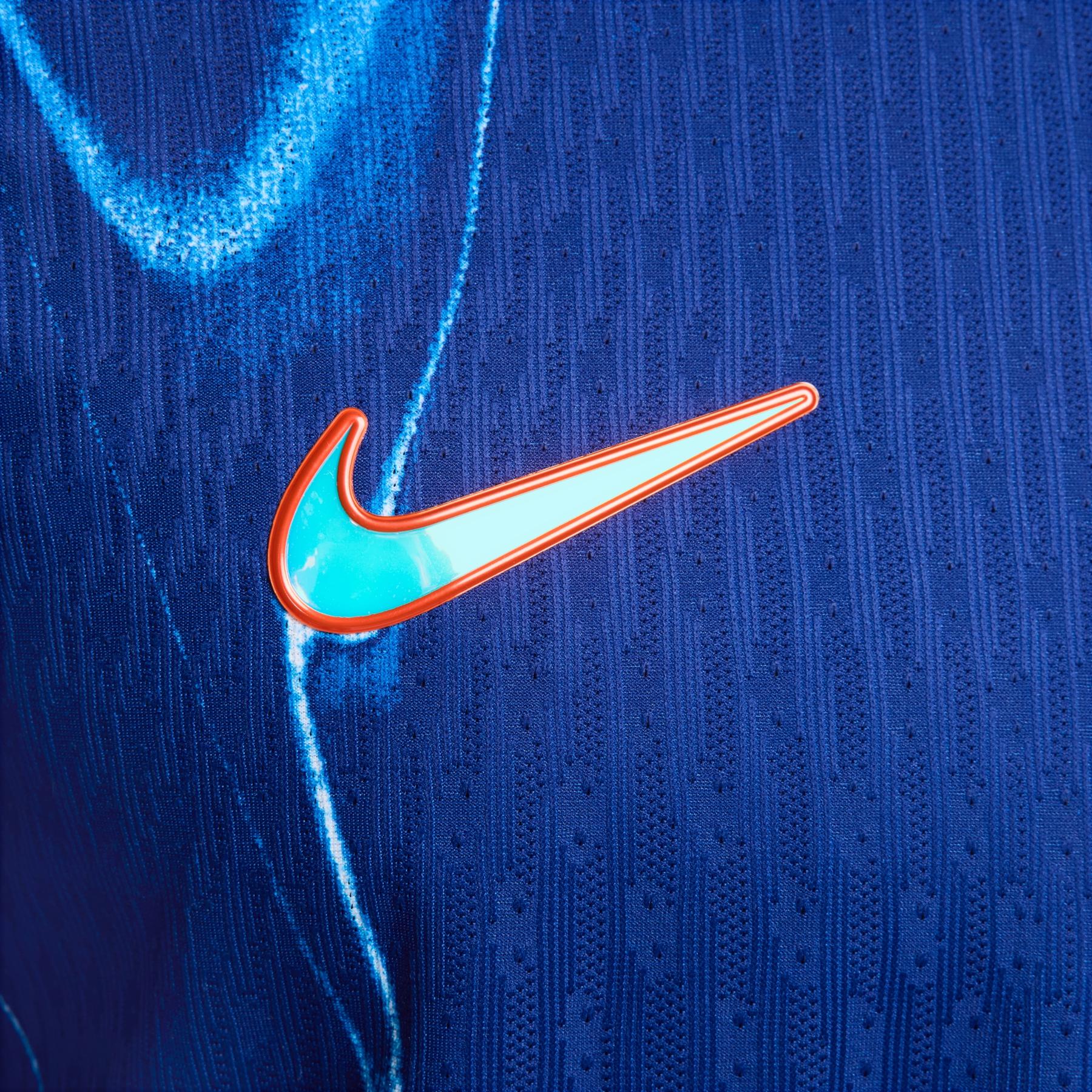 product/n/i/nike_fn8760-496-phsym002-nw091924.jpg