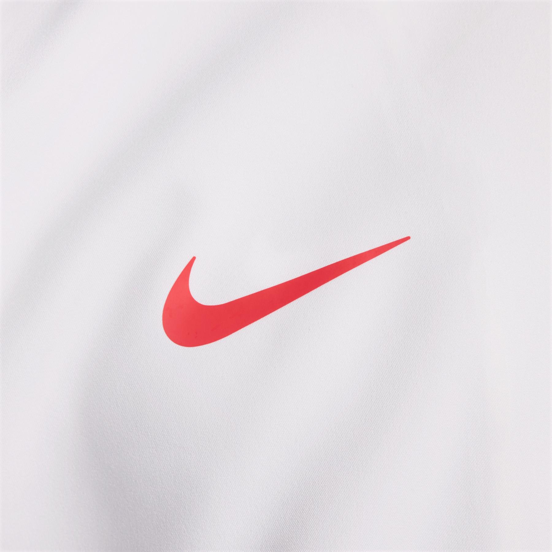 product/n/i/nike_fn9799-100-phsym002.jpg