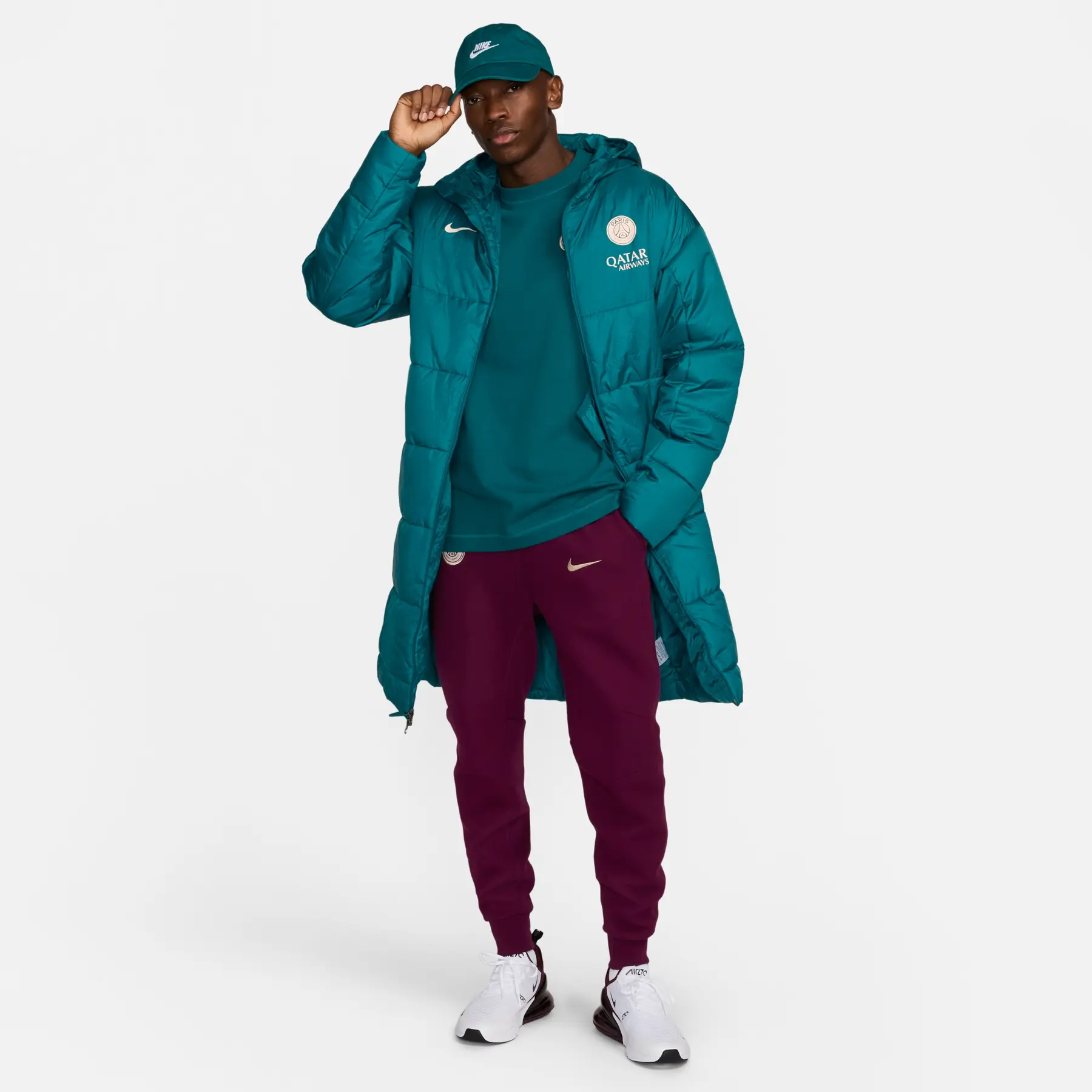 Nike's PSG Academy Pro SDF 2024/25 Long Hooded Puffer | Foot-Store