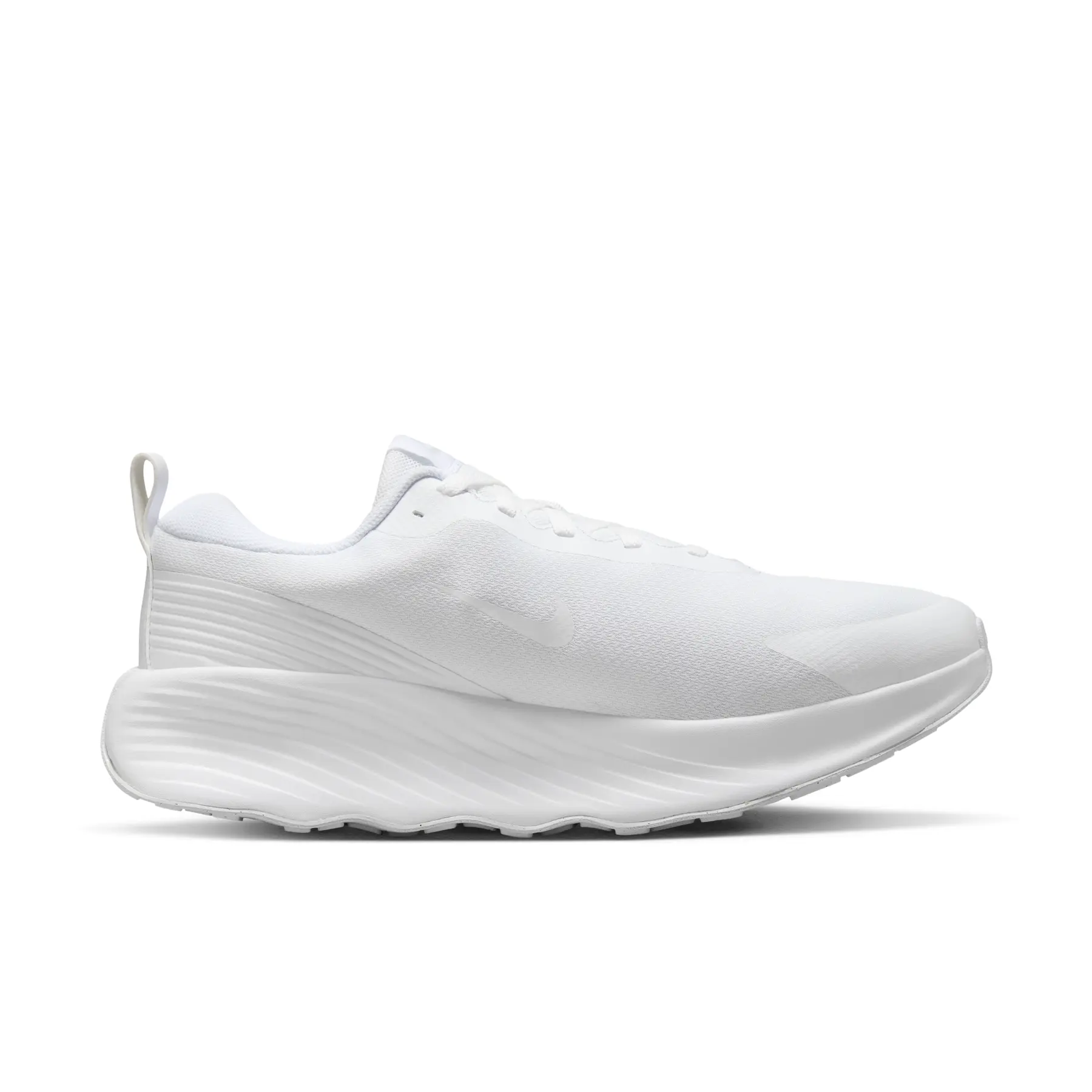 ツナ　NIKE ボメロプレミアム　25.5 限界を突破するランを叶えるデザイン：ナイキ ボメロ プレミアムが距離