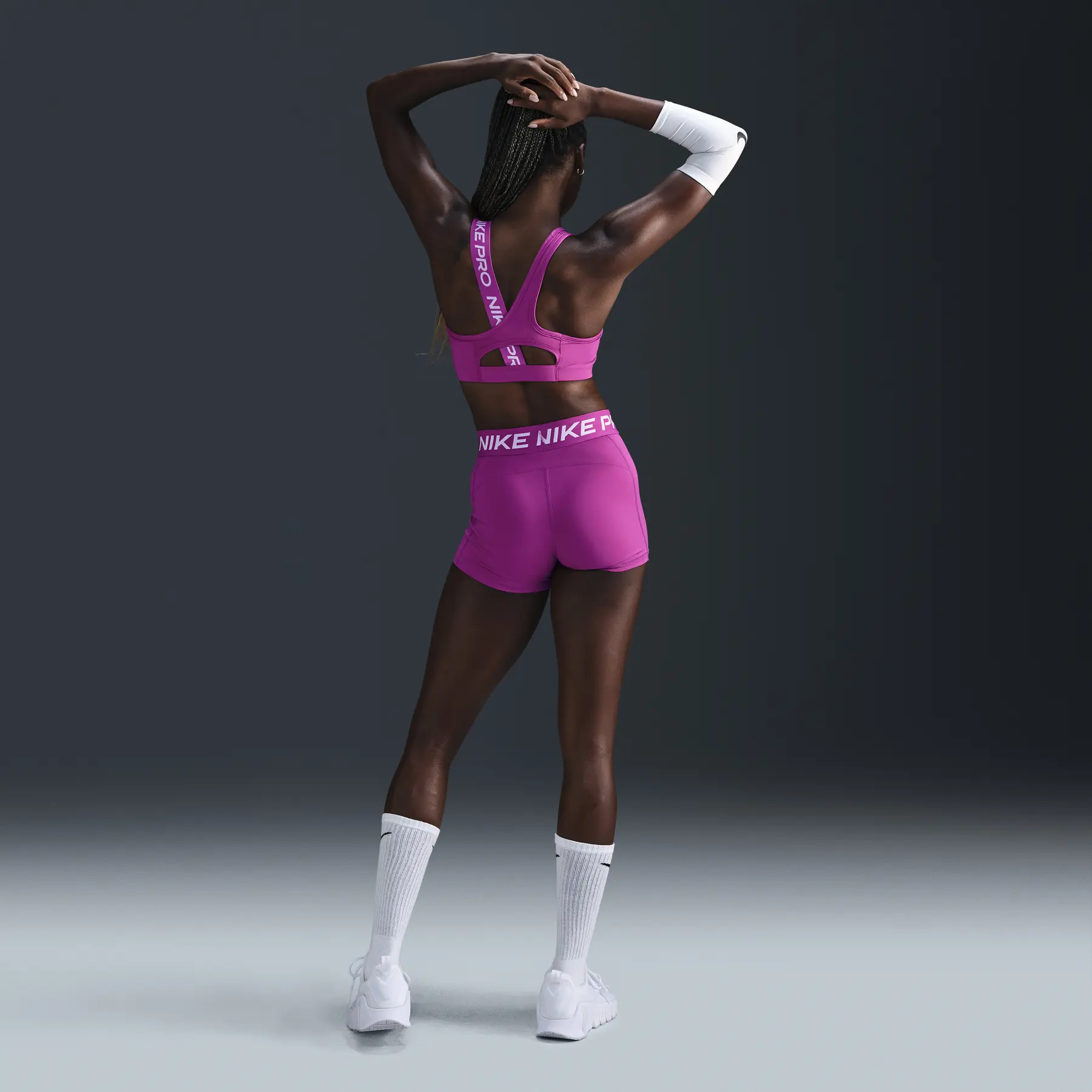 Sports bra Nike Pro Swoosh Asymmetrical | Foot-Store