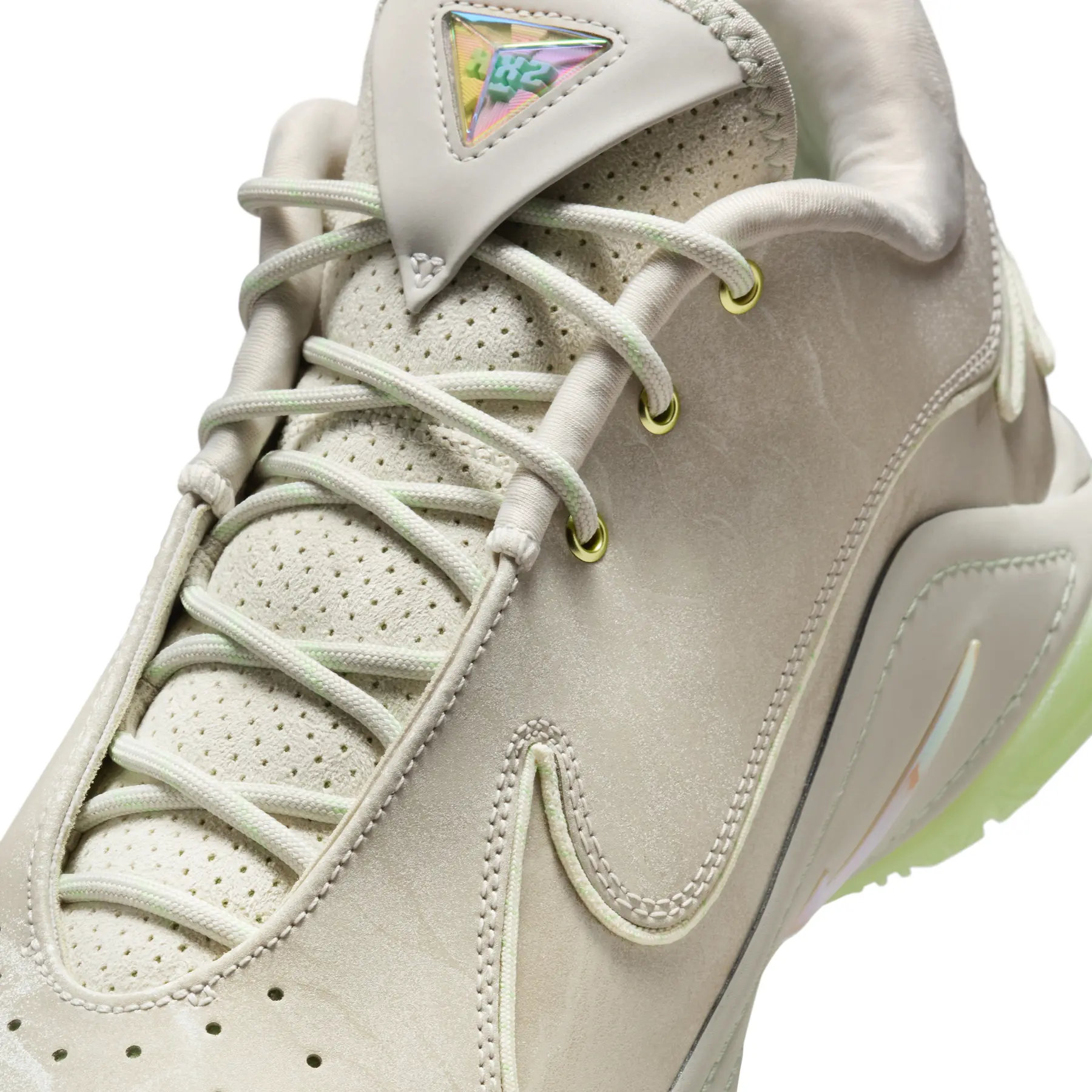 Basketball shoes Nike LeBron XXII | Foot-Store display picture 1