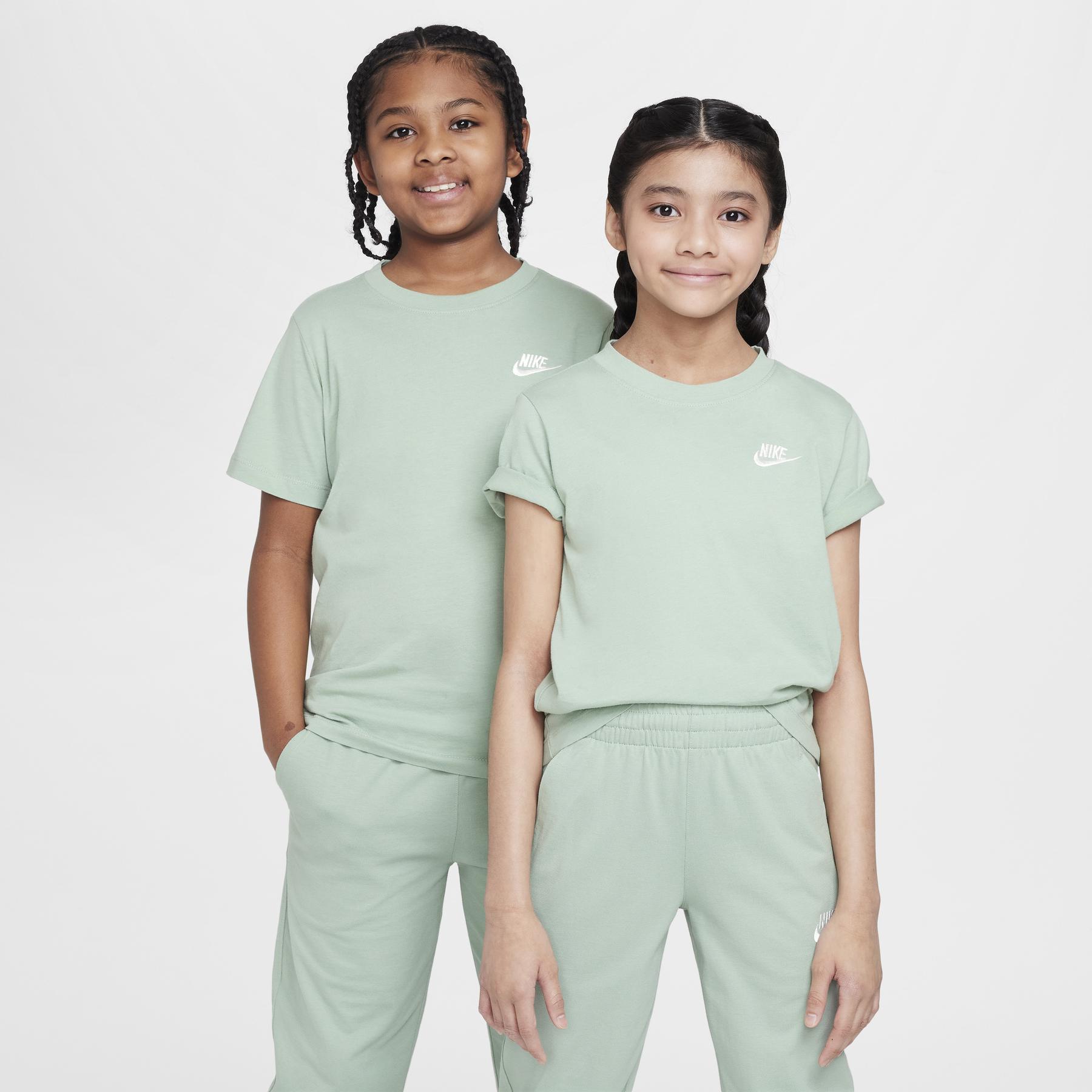 0197863591995 - T-shirt petit logo enfant Nike