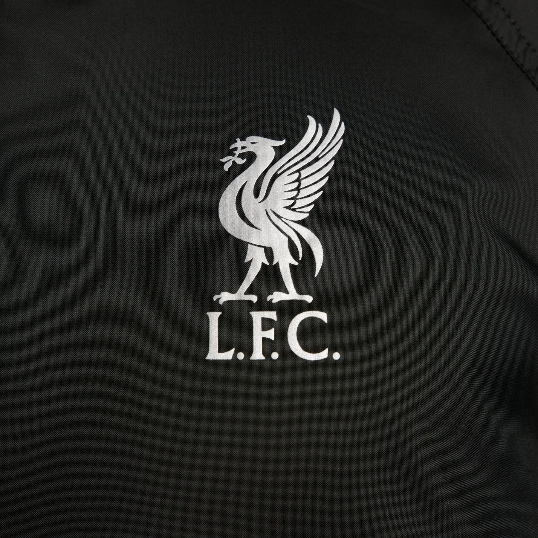 Waterproof jacket Liverpool FC 2024/25 | Foot-Store