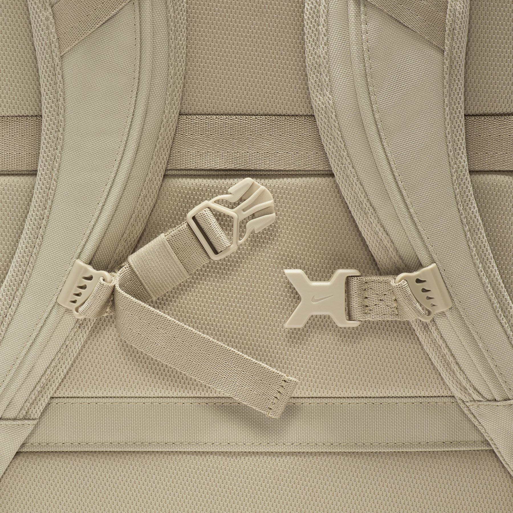 product/n/i/nike_hf0635-253_desert-khaki-desert-khaki-black_2.jpg