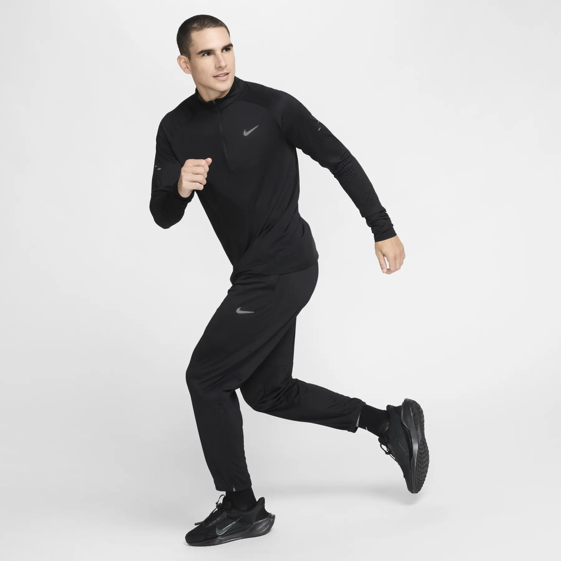 Waterproof Trousers Nike Challenger Dri-FIT | Foot-Store