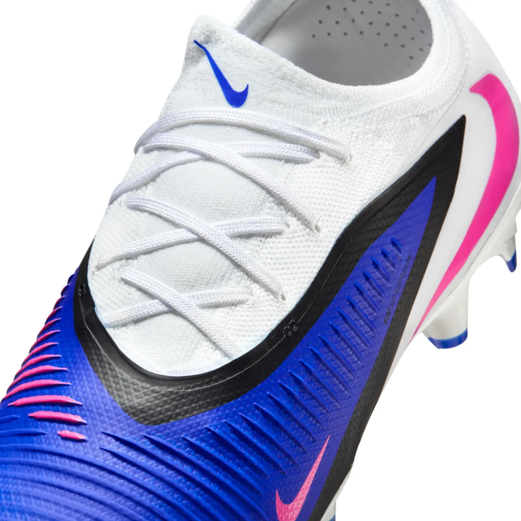 Football Boots Nike Phantom 6 Low Pro 5 FG | House of Rugby
