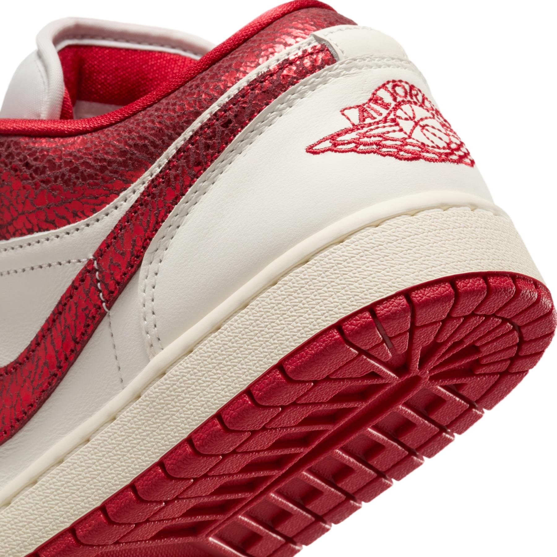product/n/i/nike_hj9338-106-phsyd002.jpg