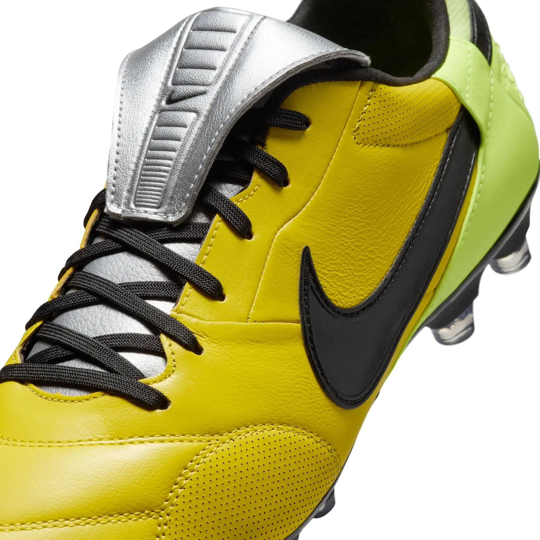 Football Boots Nike Premier 3 FG | Foot-Store