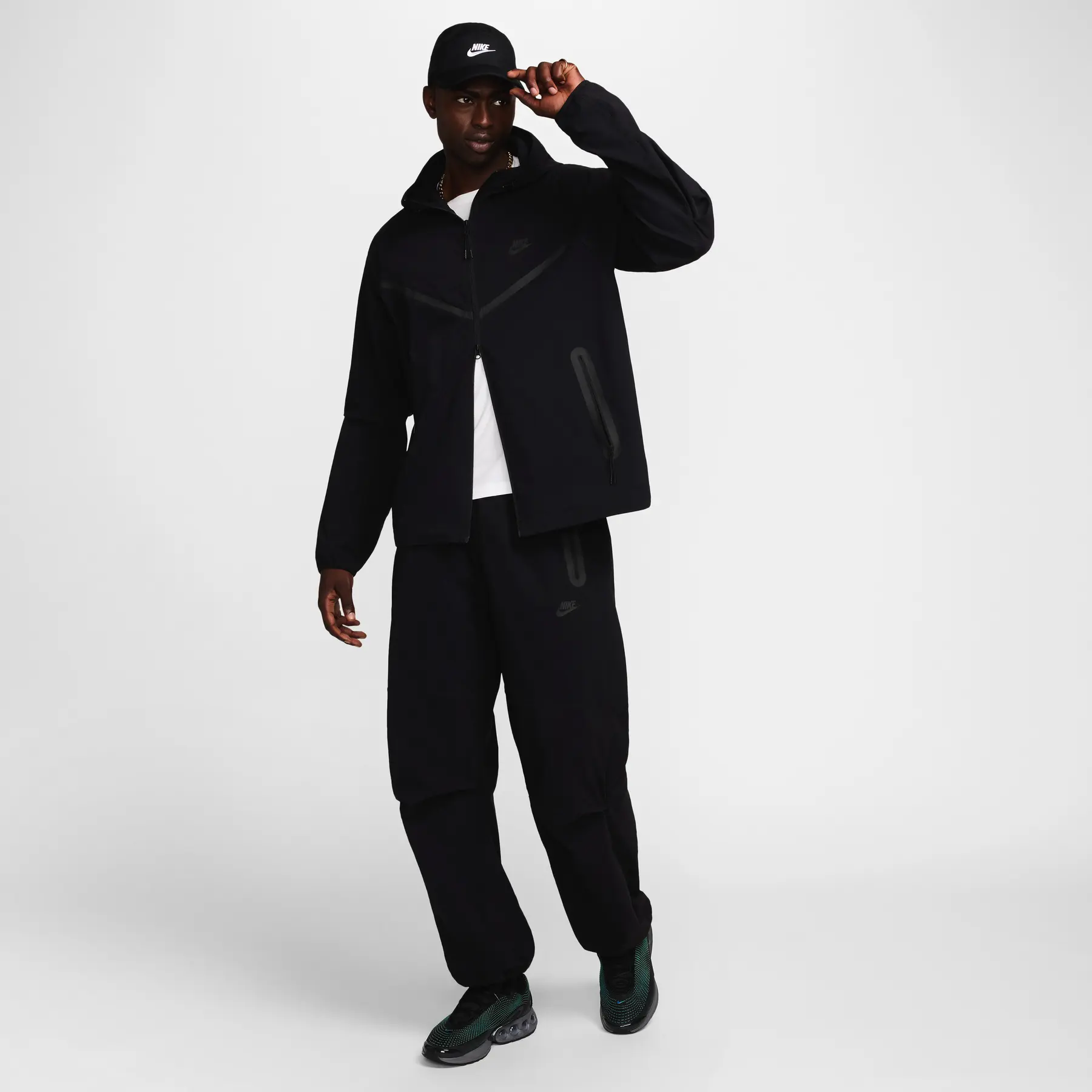 Waterproof jacket Nike Tech | Foot-Store