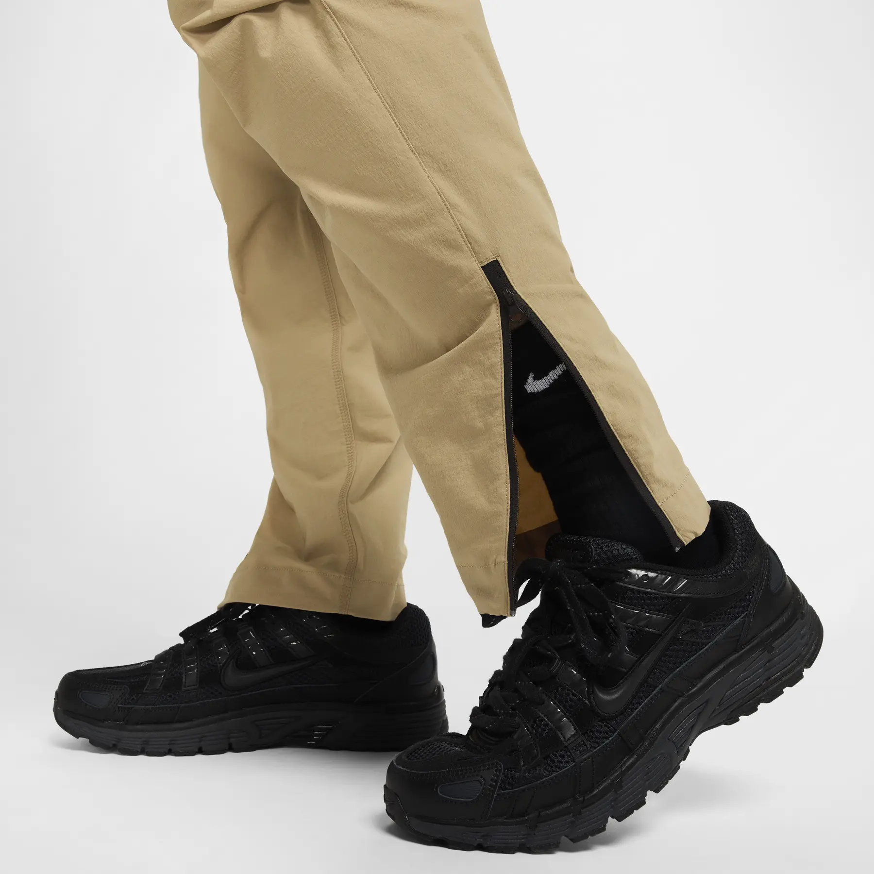Oversized trousers Nike Tech | Foot-Store