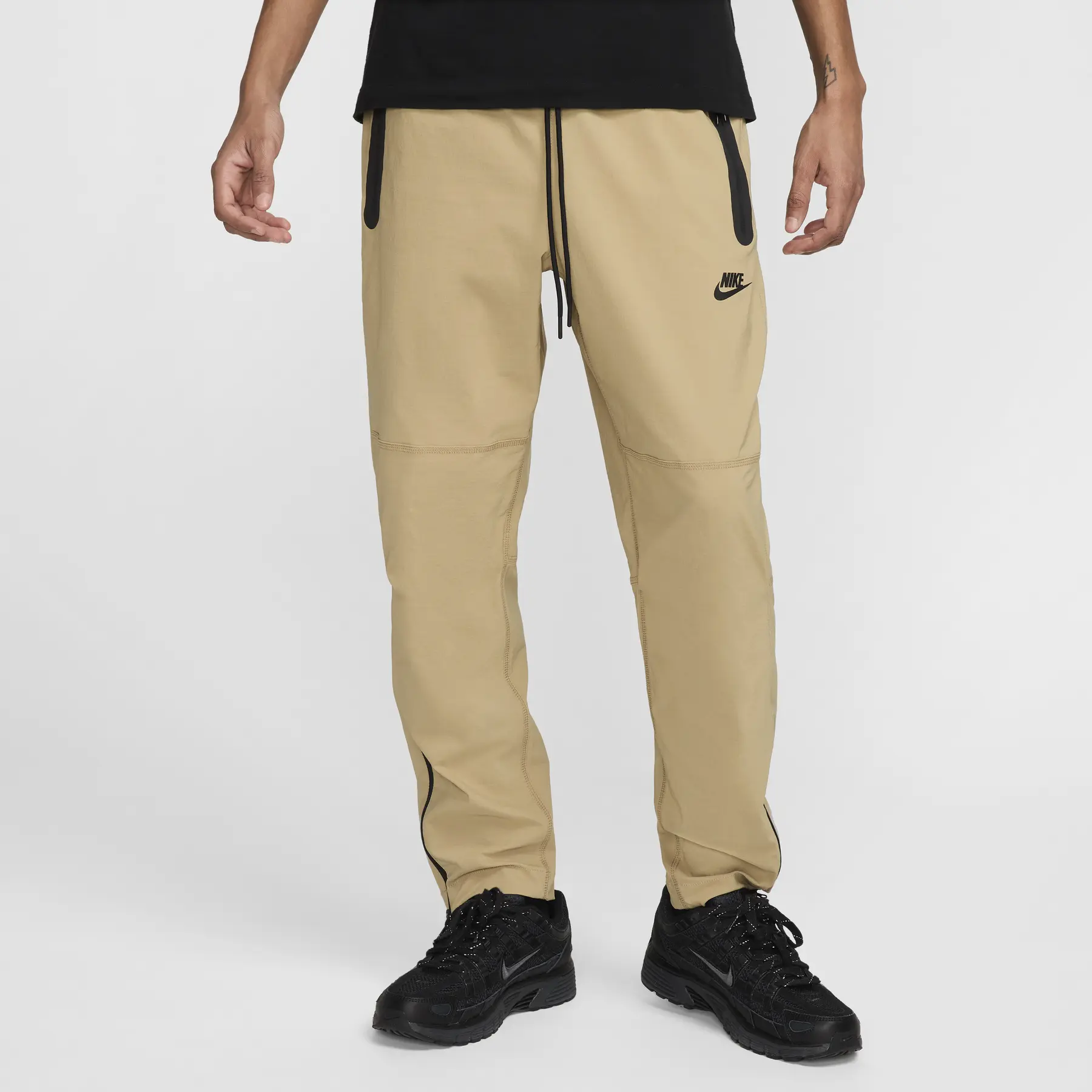 Oversized trousers Nike Tech | Foot-Store