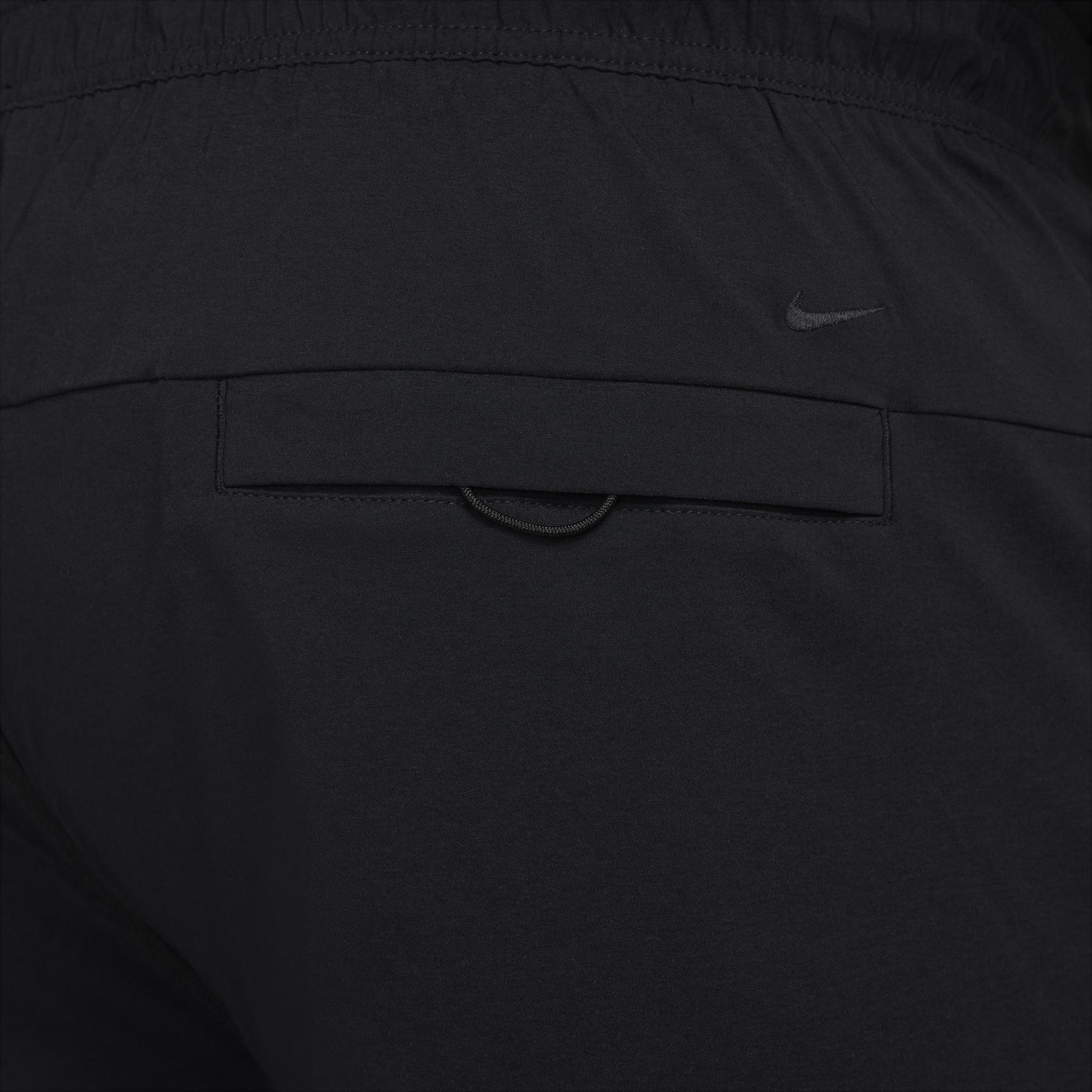 product/n/i/nike_hq0470-010_black-black_1.jpg