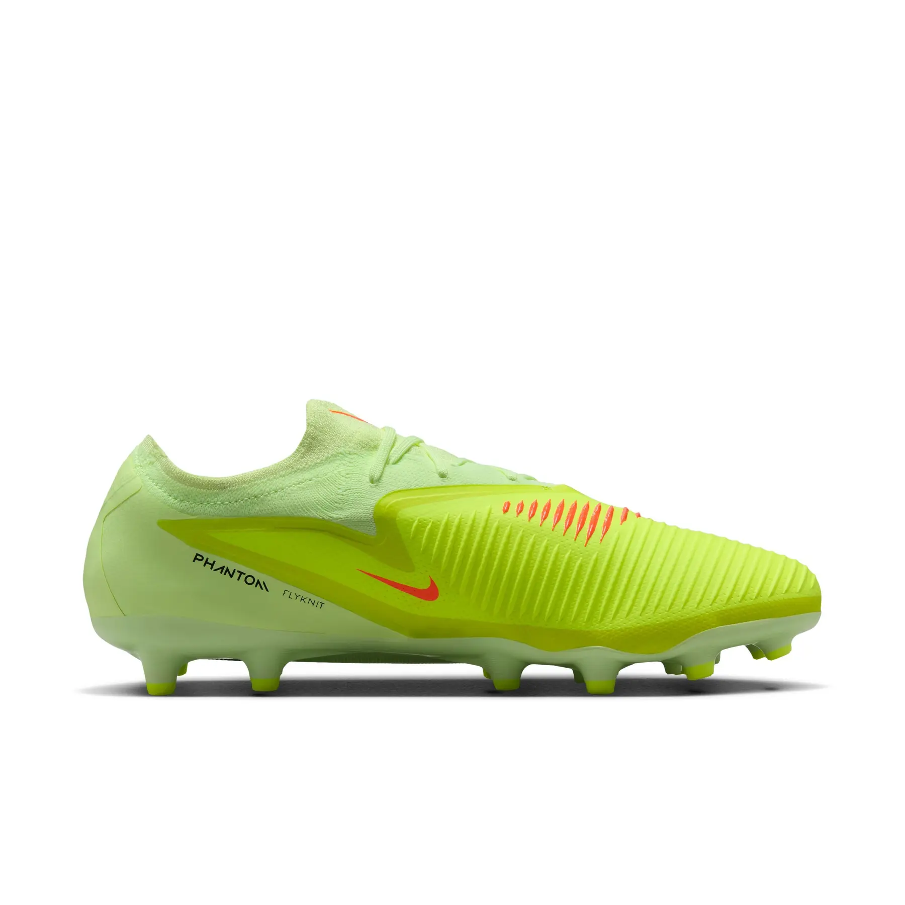 Football boots Nike Phantom 6 Low Pro AG | Foot-Store