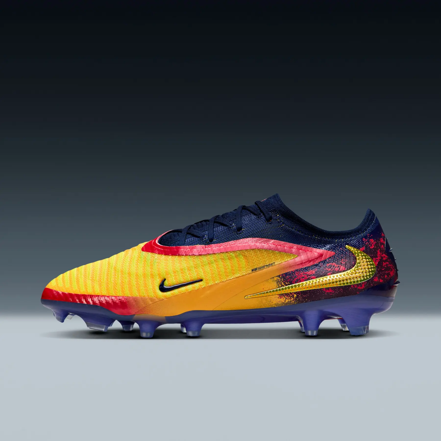 Football boots Nike Phantom 6 Low Elite EH FG | Foot-Store