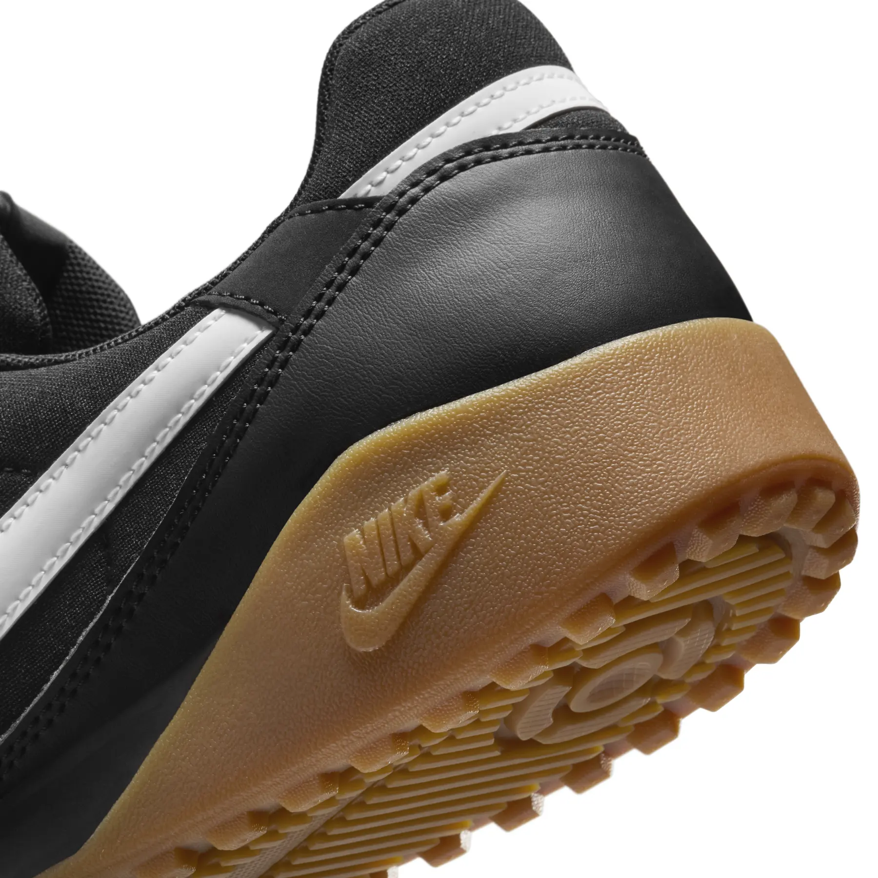 NWOB Nike Terra Manta Sneakers Mens 9.5 Black White Gum Light Brown HQ4502-006 Women main image 2