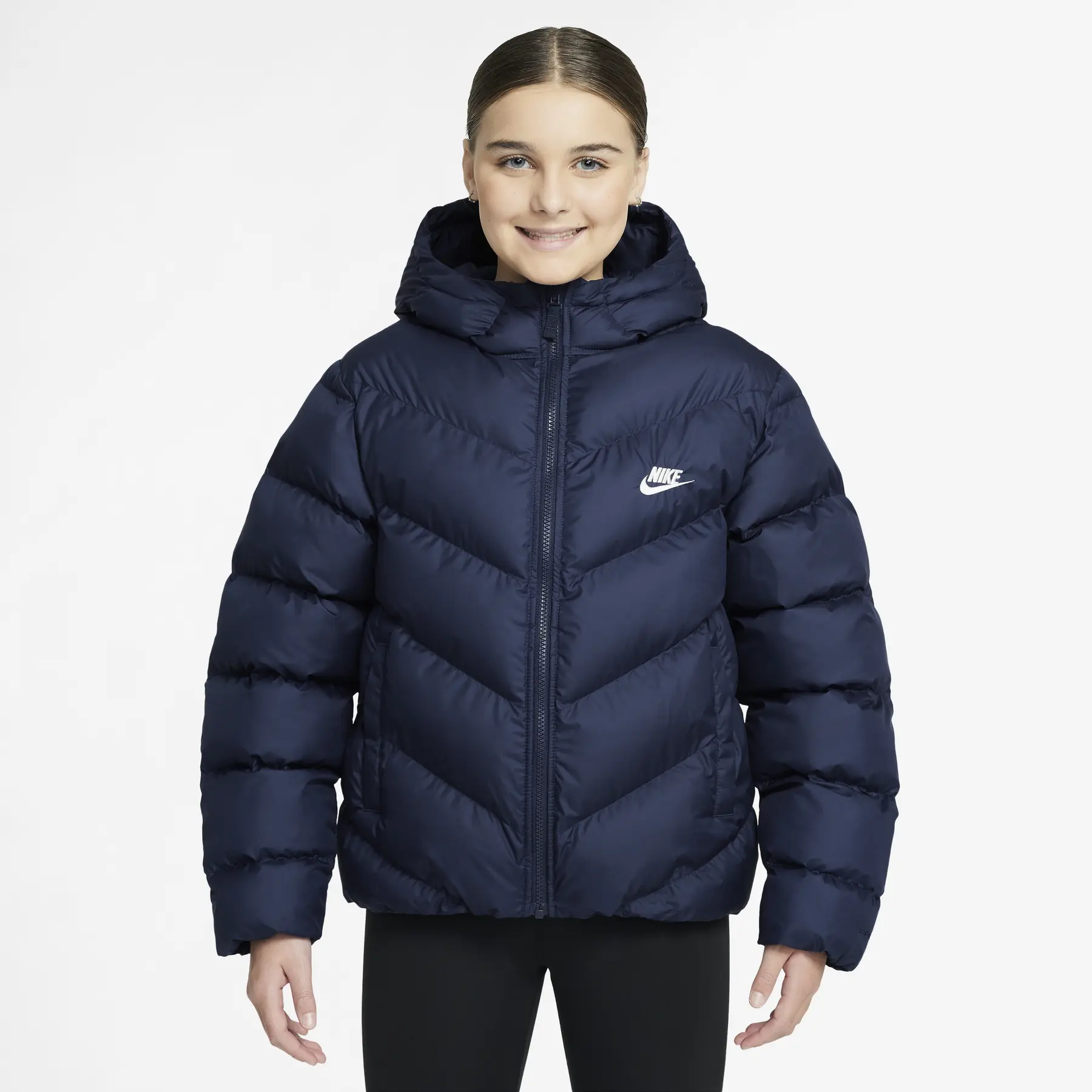 Lockere Daunenjacke Mädchen Nike All Day Play Therma-FIT