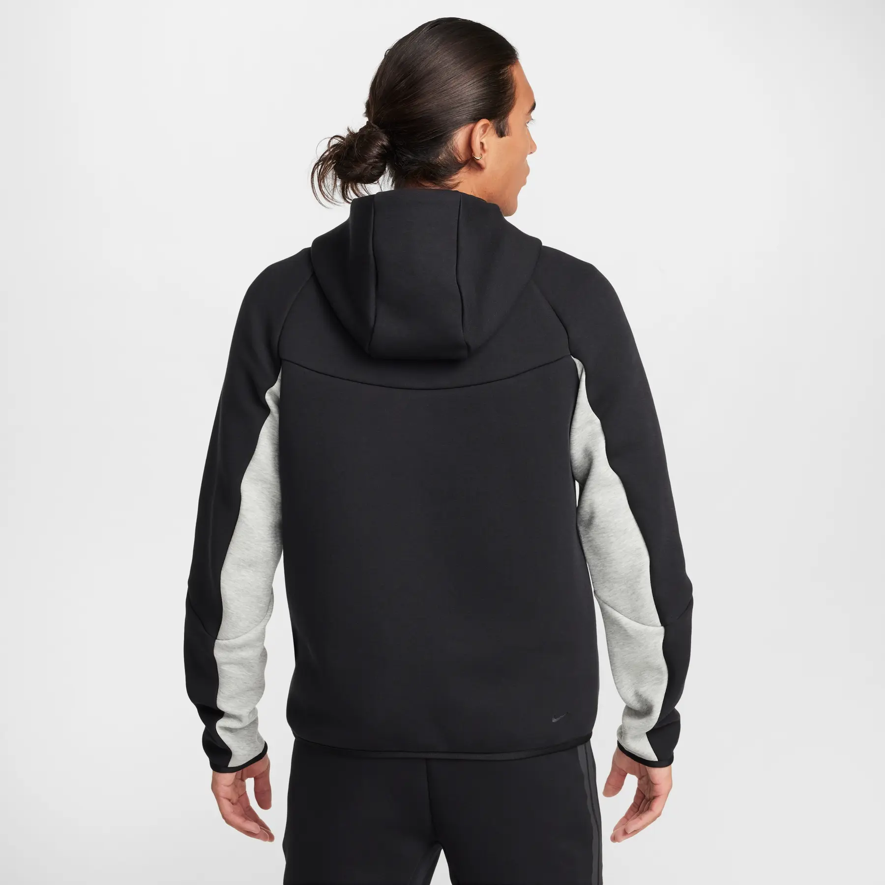 Zip-up hoodie Nike Tech | Foot-Store