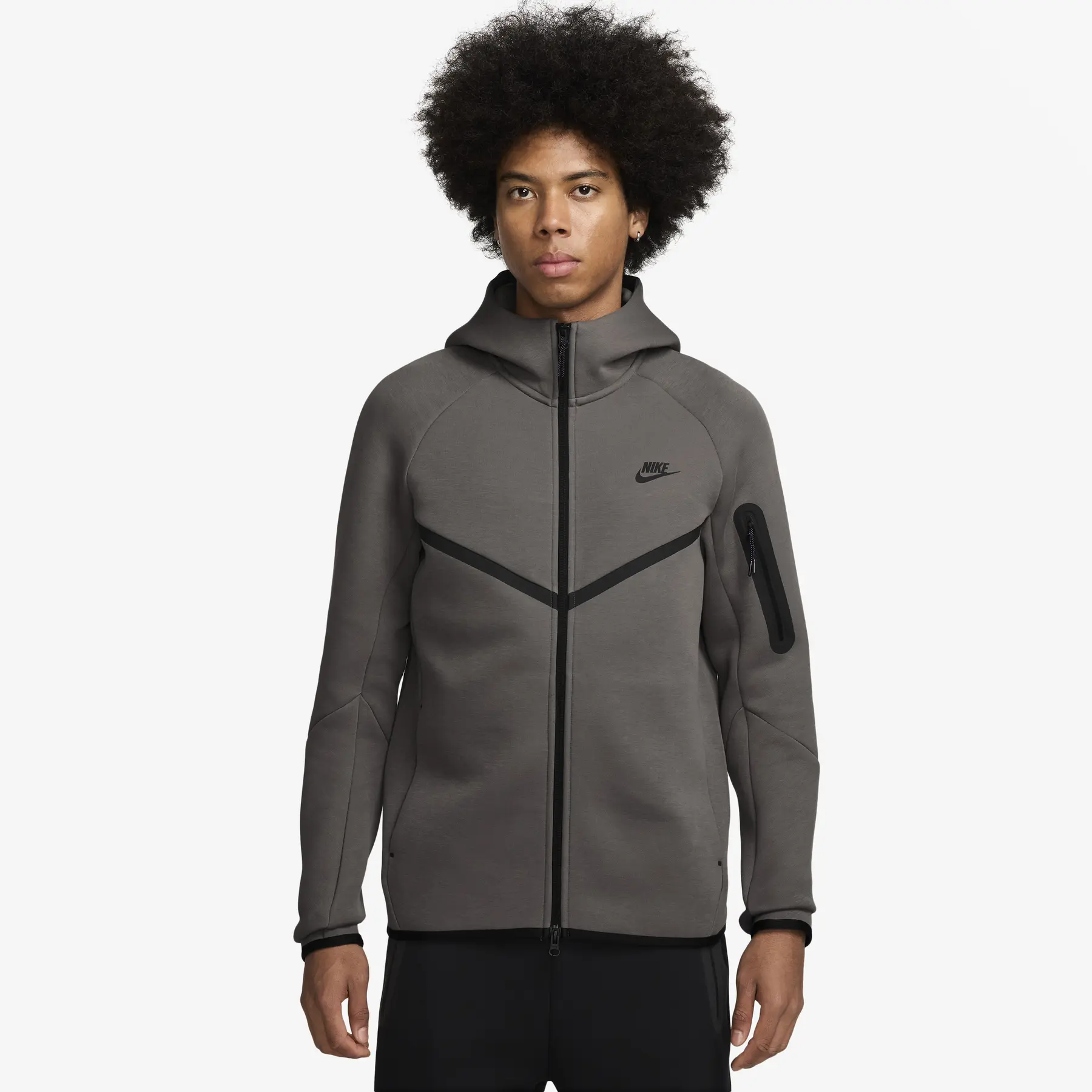 Hooded sweatshirt Nike Tech Windrunner | Foot-Store