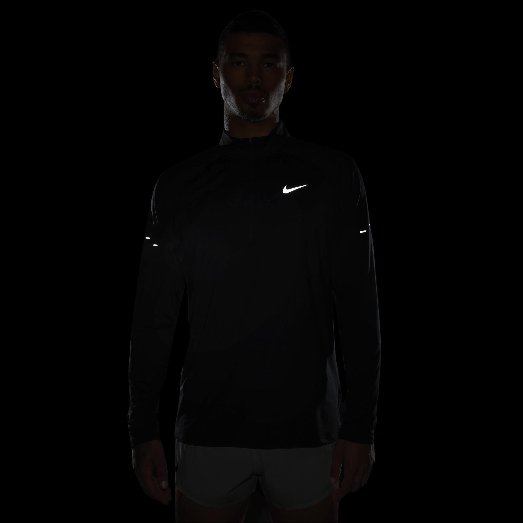 product/n/i/nike_hv2180-010_noir_1.jpg