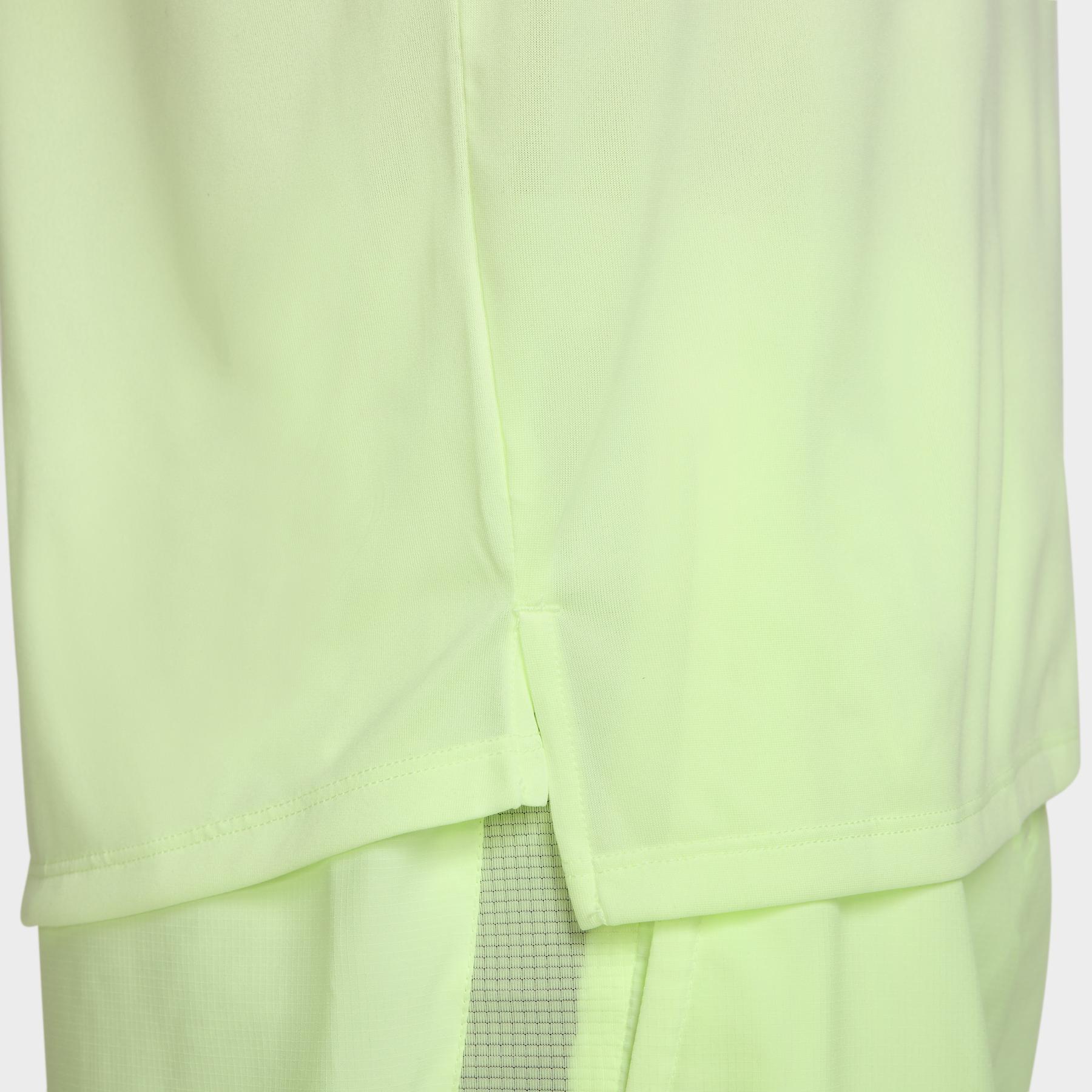 product/n/i/nike_hv5203-701_barely-volt_4.jpg
