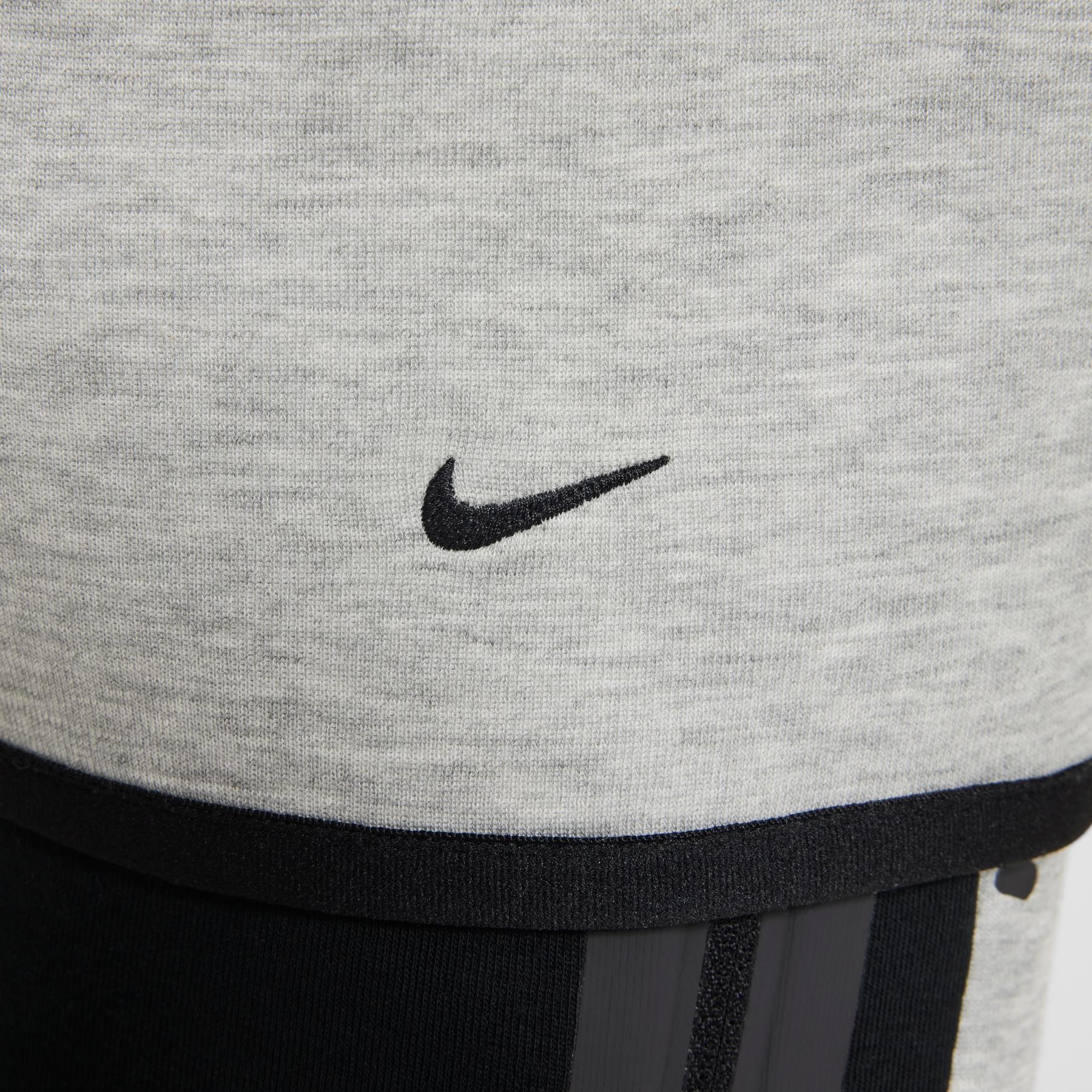 product/n/i/nike_hv5867-064-phsym004.jpg