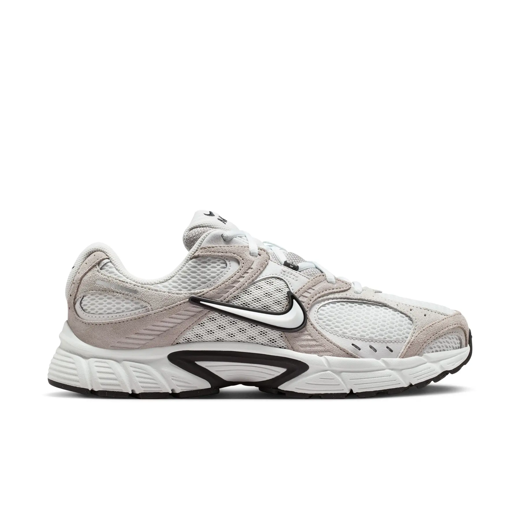 Nike Baskets Nike V5 RNR Suede 2