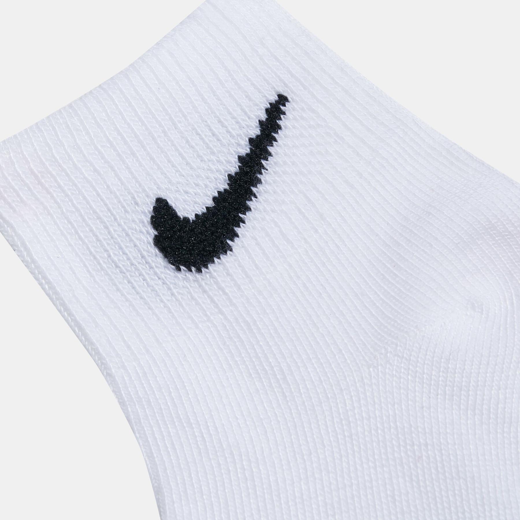 product/n/i/nike_un0029-001_white_2.jpg