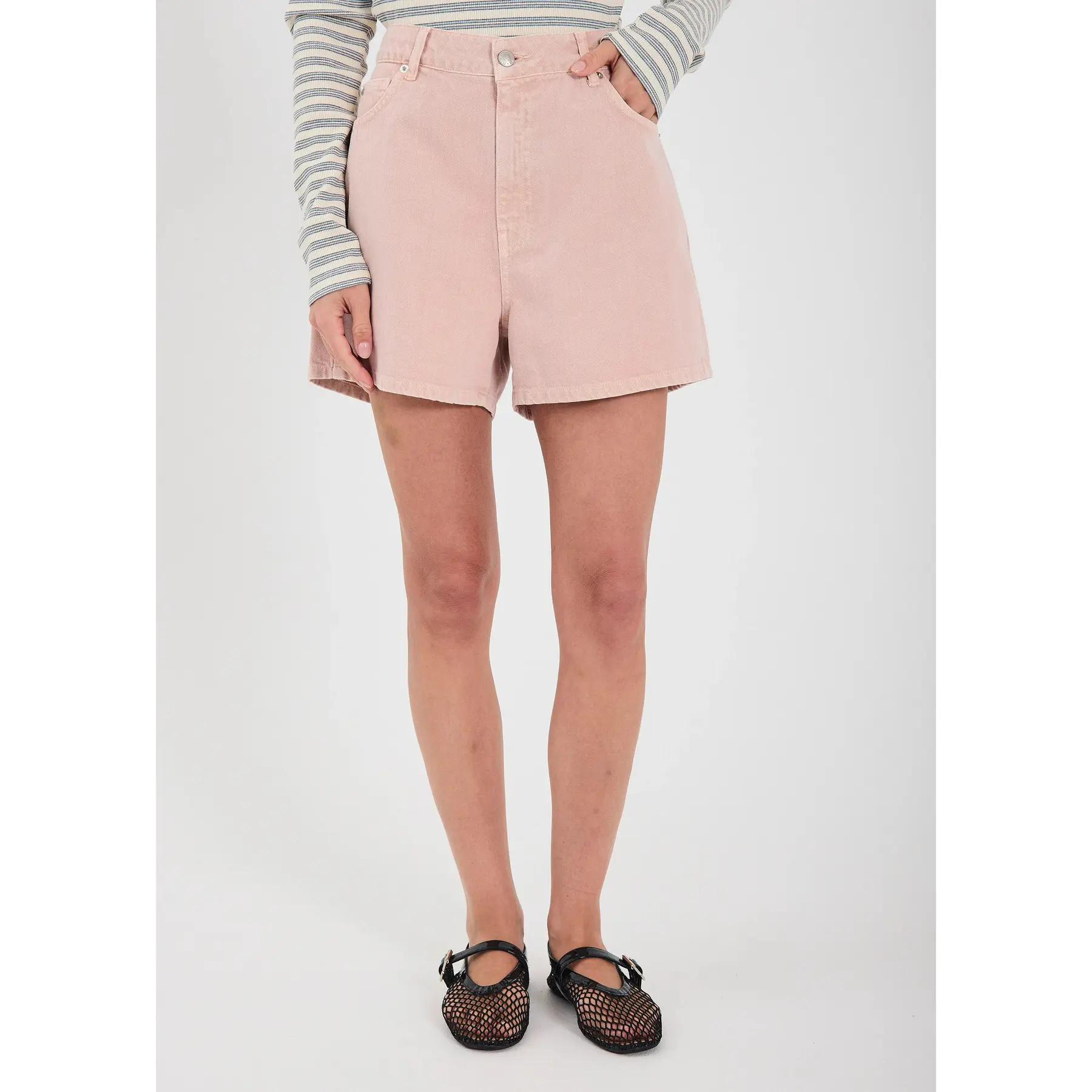 Short Donna  Lilah