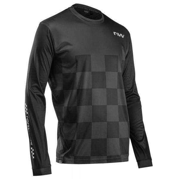 Velo Store - UK Jersey Northwave Sharp | Extra 10% off with Subscription, Postage £16.79 to UK Fedex.