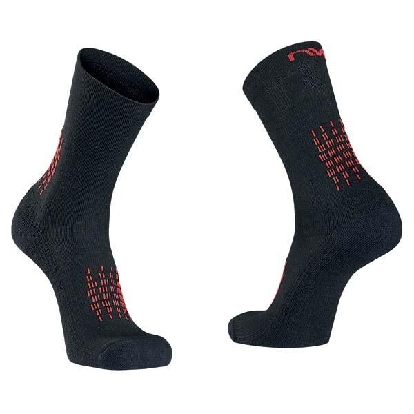 Velo Store - UK High socks Northwave Fast Winter | Extra 10% off with Subscription, Postage £16.79 to UK Fedex.
