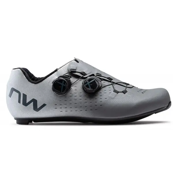 Velo Store - UK Shoes Northwave Extreme GT 3 | Extra 10% off with Subscription, Postage £16.79 to UK Fedex.