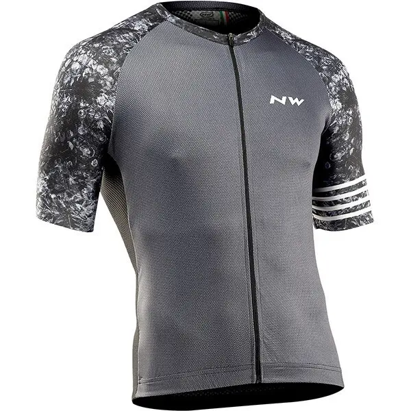 Velo Store - UK Jersey Northwave Blade | Extra 10% off with Subscription, Postage £16.79 to UK Fedex.