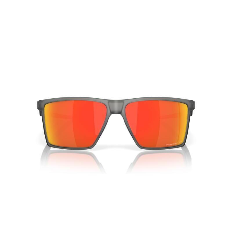 product/o/a/oakley_8009449003_gris-rouge_1.jpg