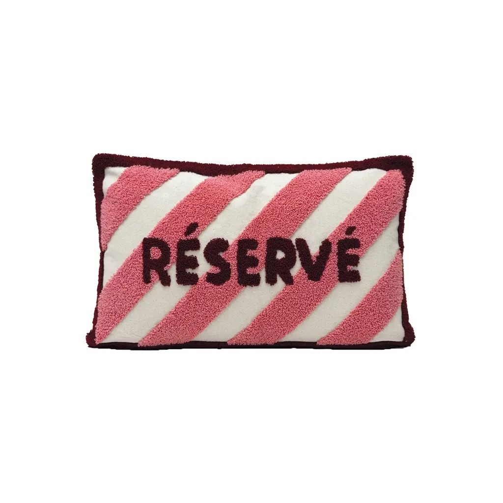 Coussin brodé Réservé Opjet Influence
