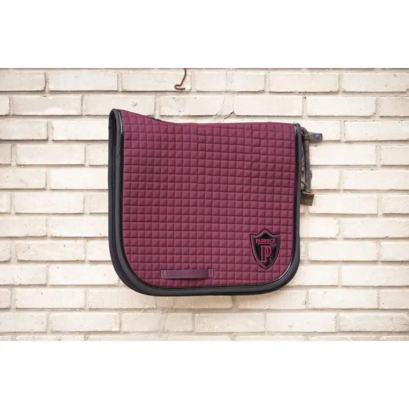 Comparer les prix de Tapis de dressage pour cheval américain Paddock