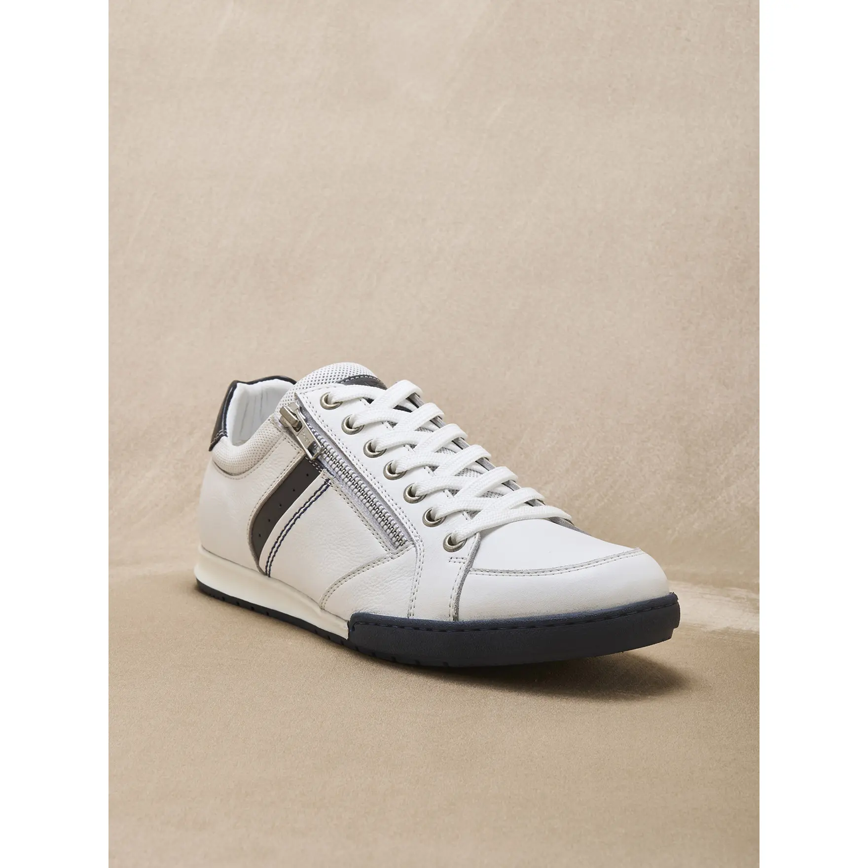 Image of Leder-Sneaker mit Luftsohle Pédiconfort