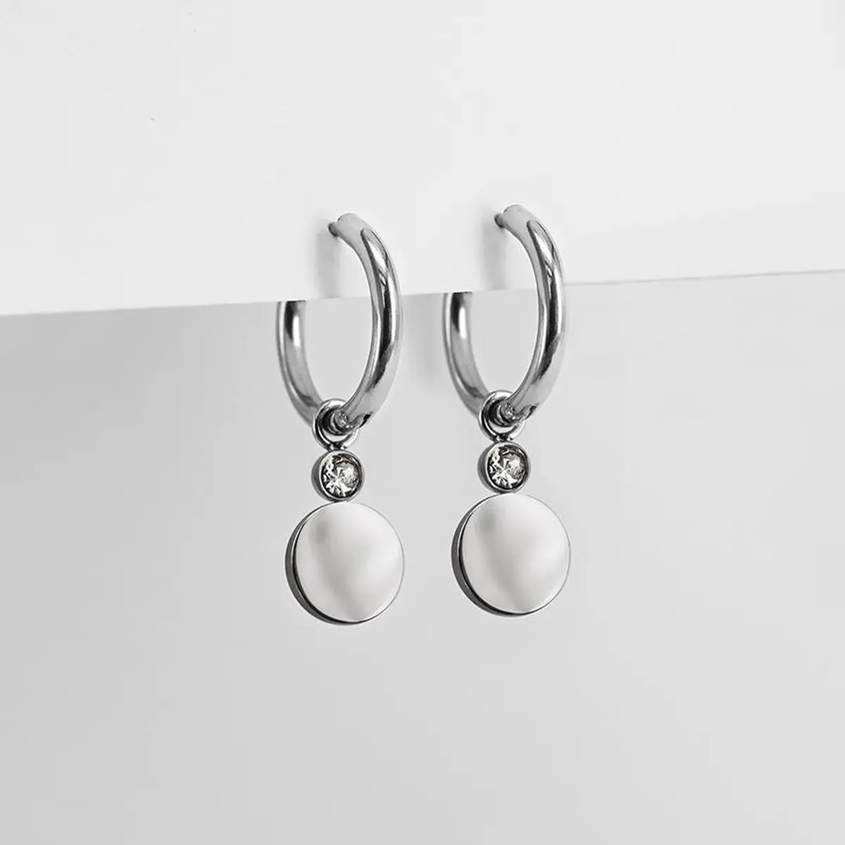 7436957830897 - Ohrringe mit Münzanhänger Frau Ponytail & Co