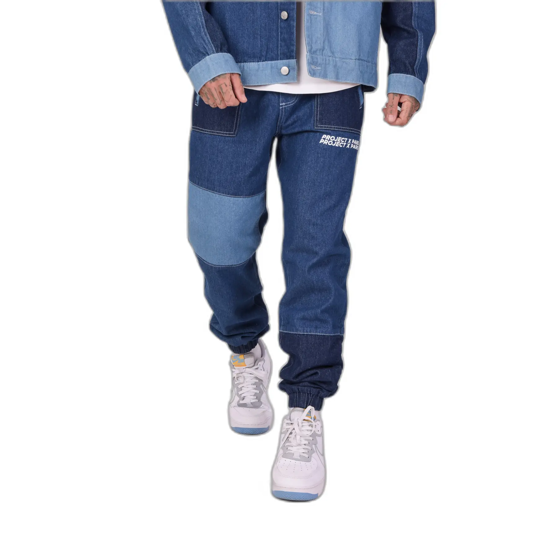 Jeans con carré elasticizzato