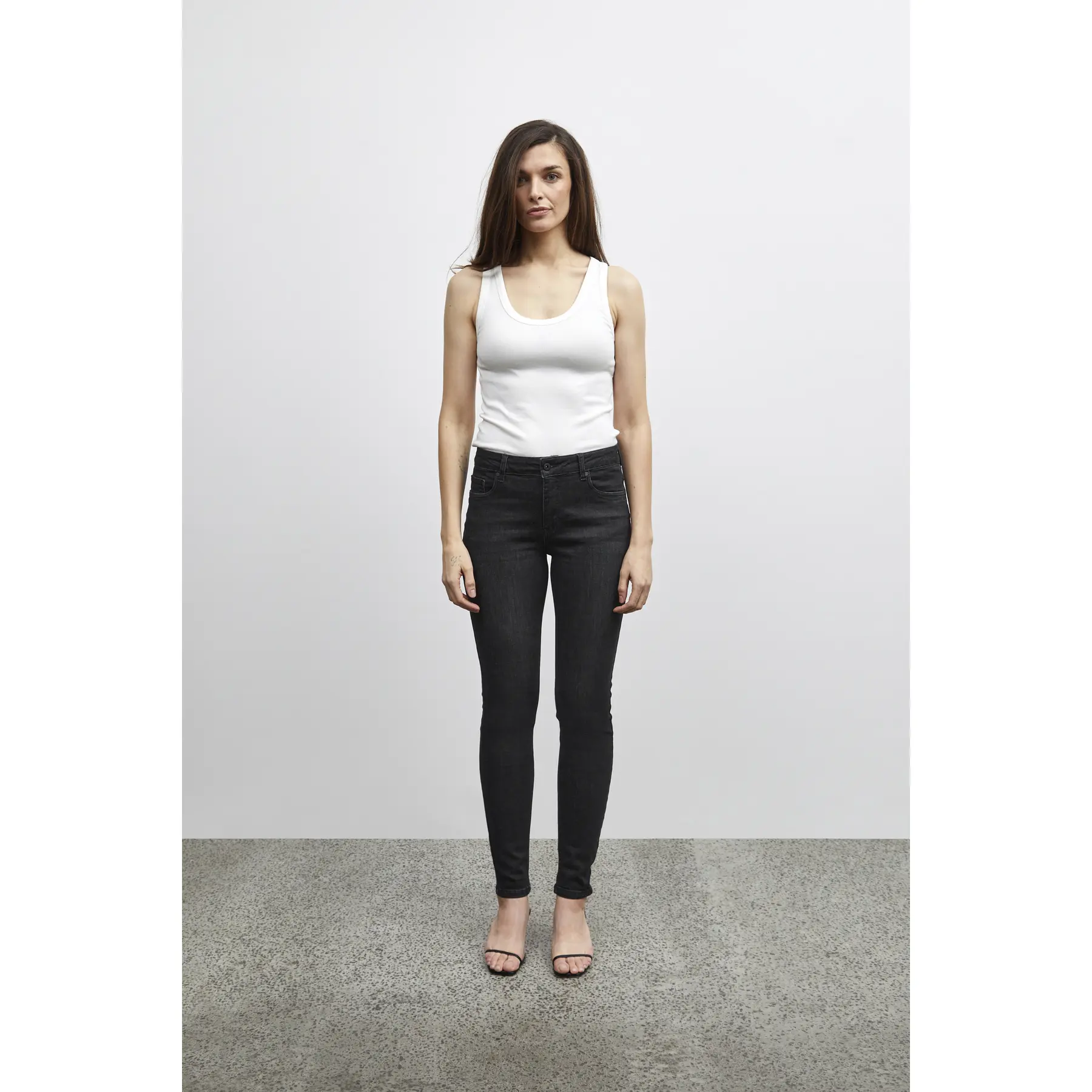 5715297263728 - Jeans Joy