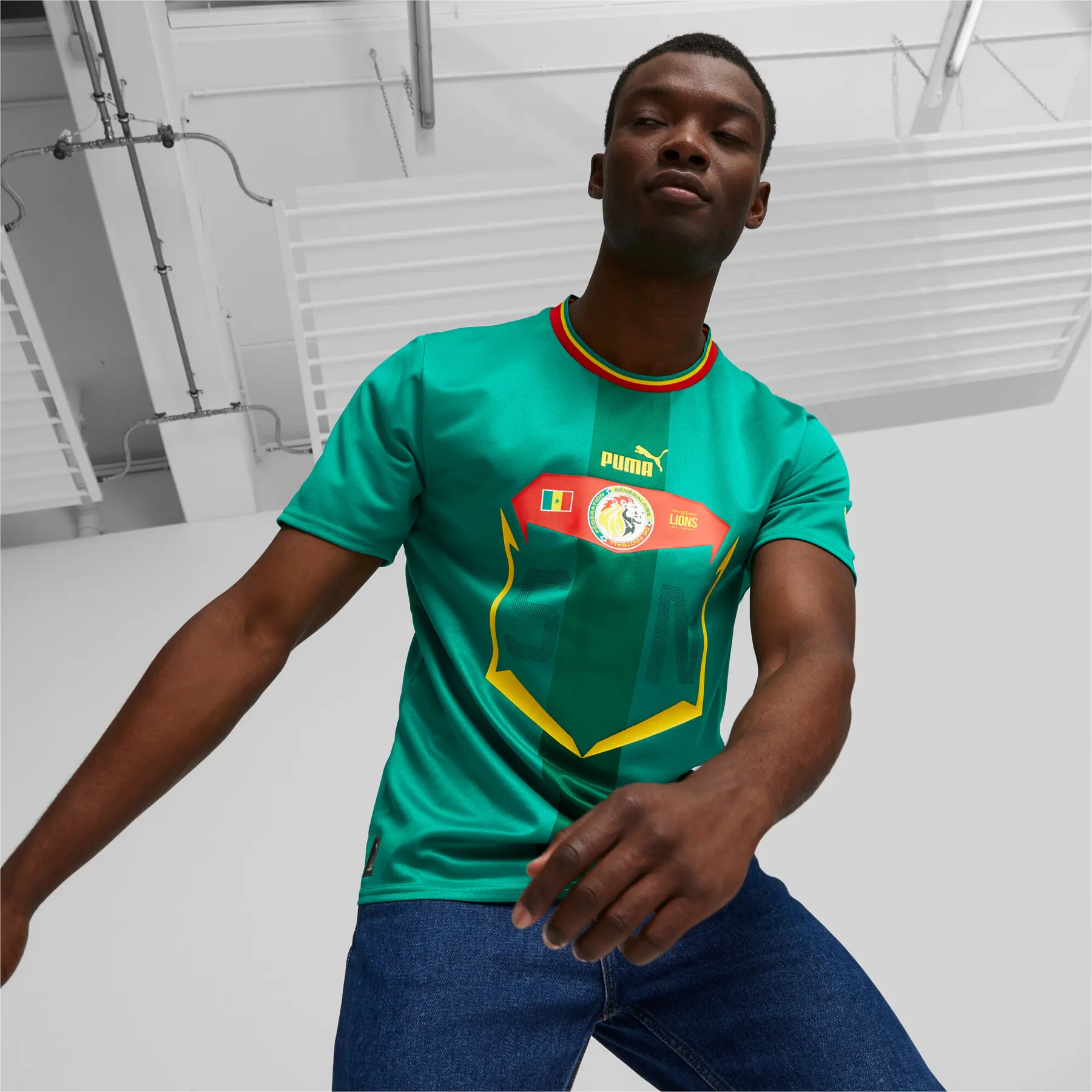 Maillot De Football Tanzanie Extérieur, Taille XL, Blanc, Occasion Très Bon état
