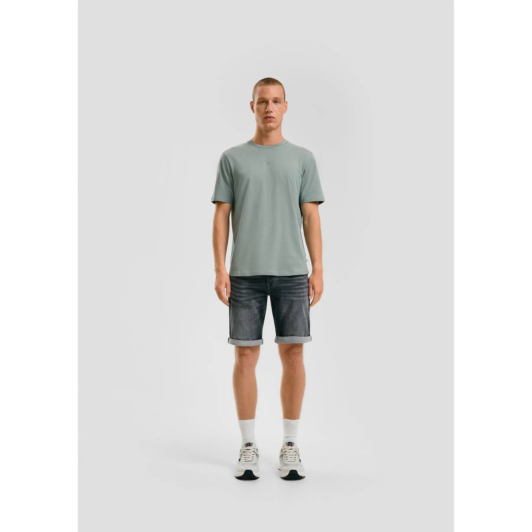 Jeans-Shorts mit mittlerer Taille klassische Passform QS John